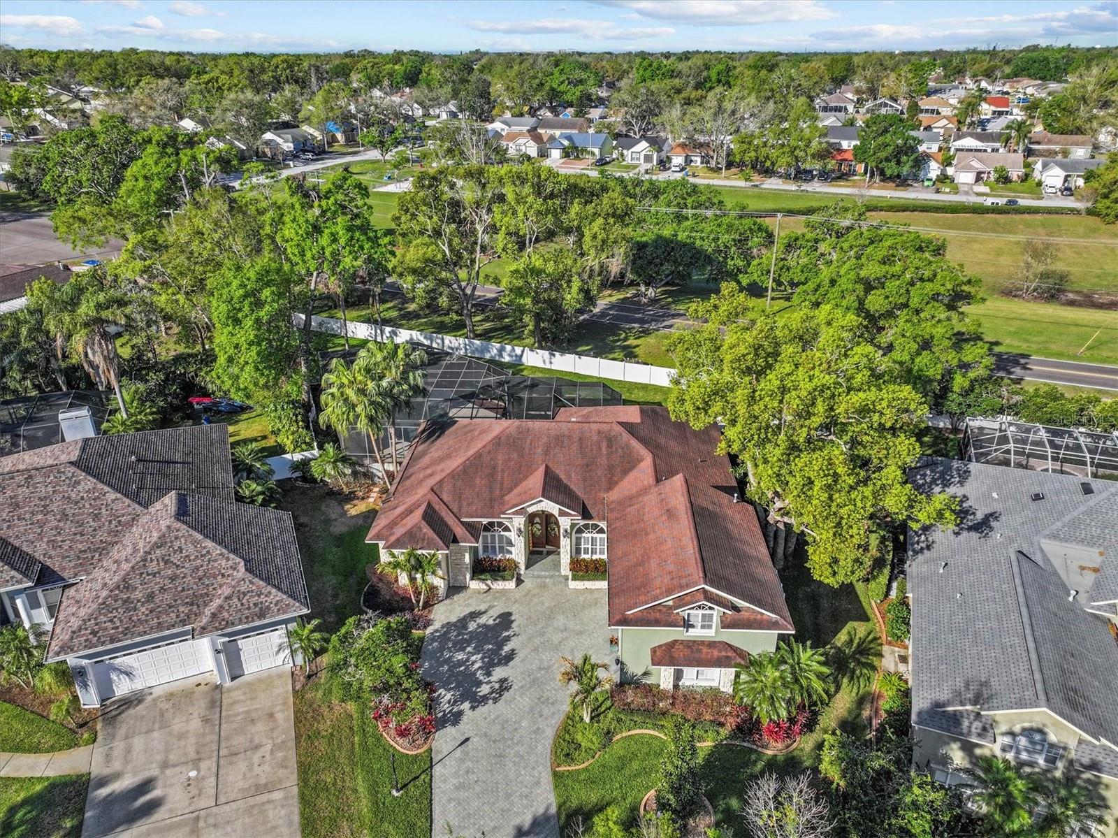 2309 VALRICO FOREST DR, VALRICO, FL, 33594