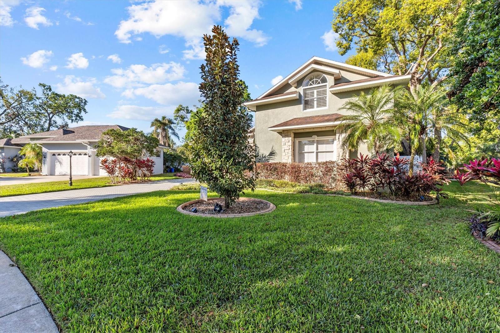 2309 VALRICO FOREST DR, VALRICO, FL, 33594