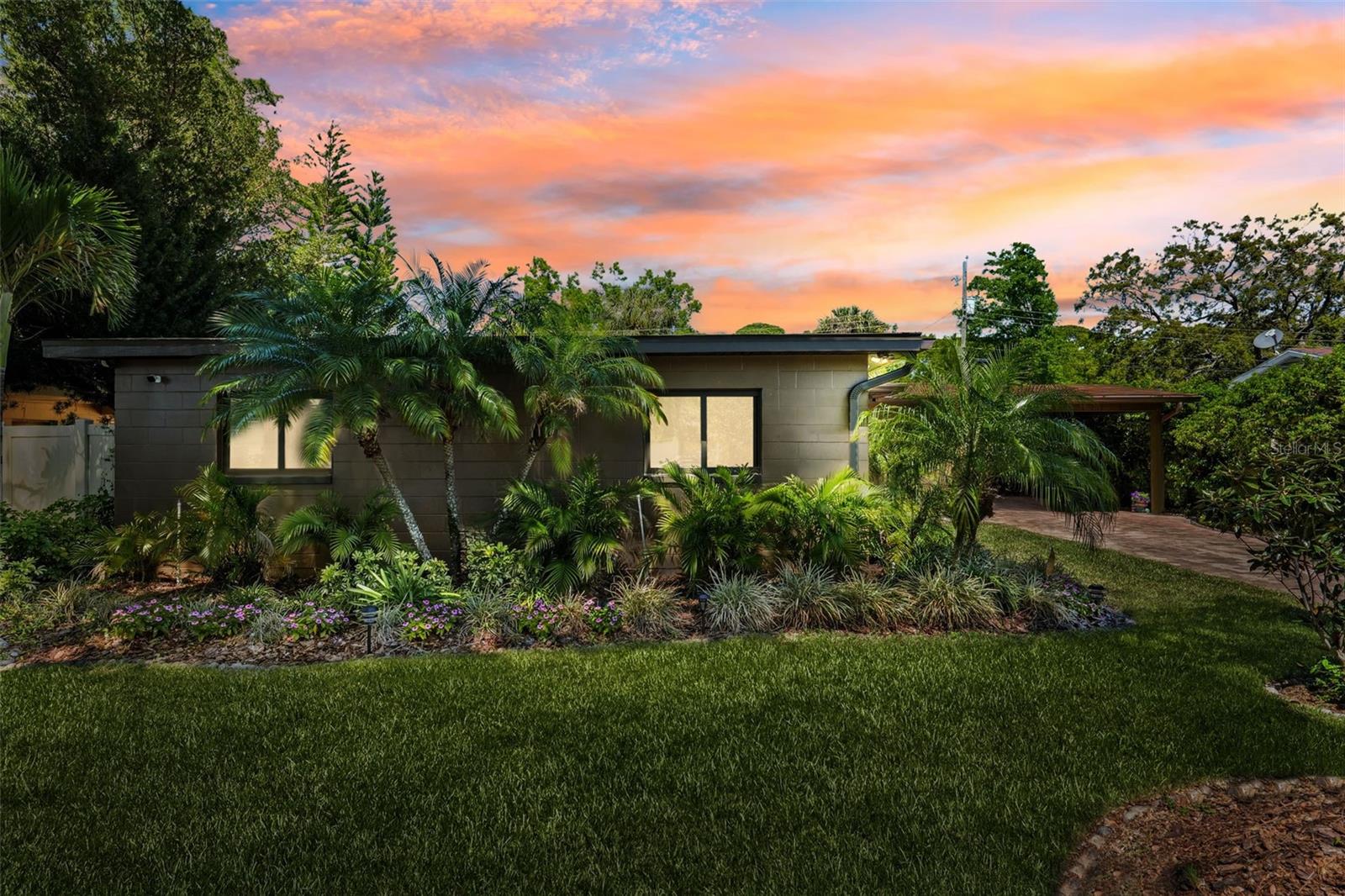 6433 MURRAY HILL DR, TAMPA, FL, 33615
