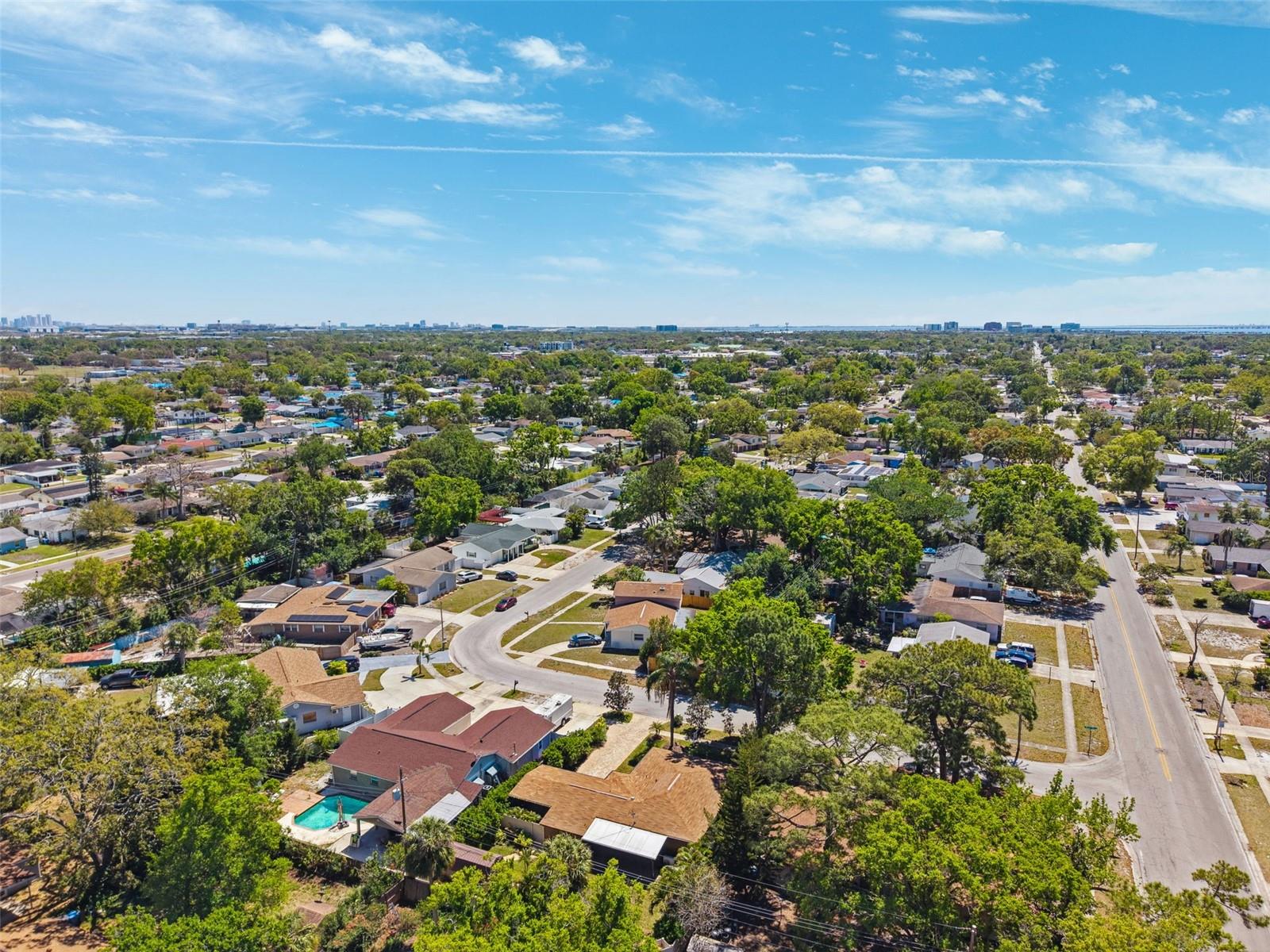 6433 MURRAY HILL DR, TAMPA, FL, 33615