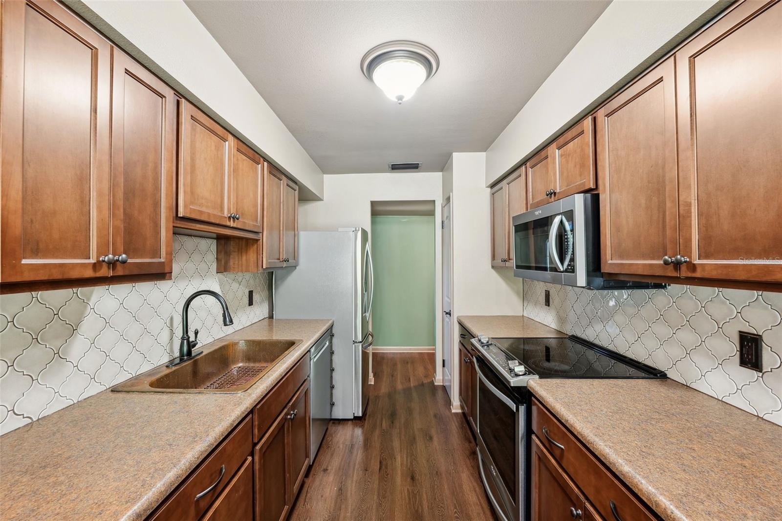6433 MURRAY HILL DR, TAMPA, FL, 33615