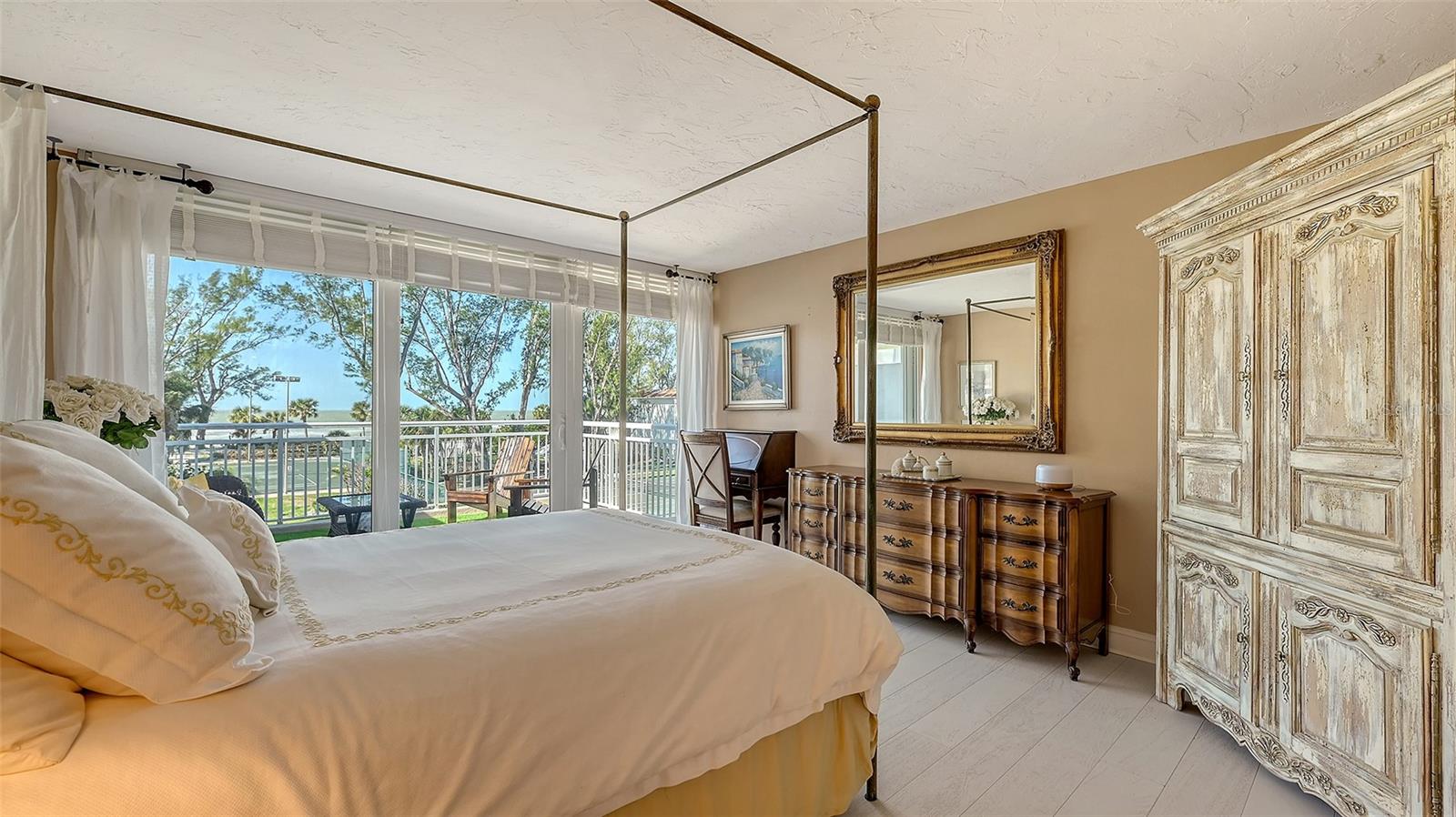 5055 GULF OF MEXICO DR #331, LONGBOAT KEY, FL, 34228