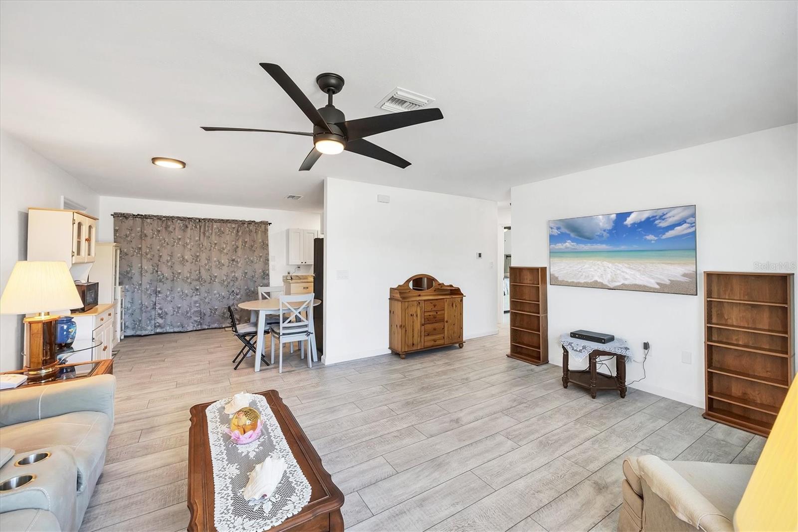 6392 COLISEUM BLVD, PORT CHARLOTTE, FL, 33981