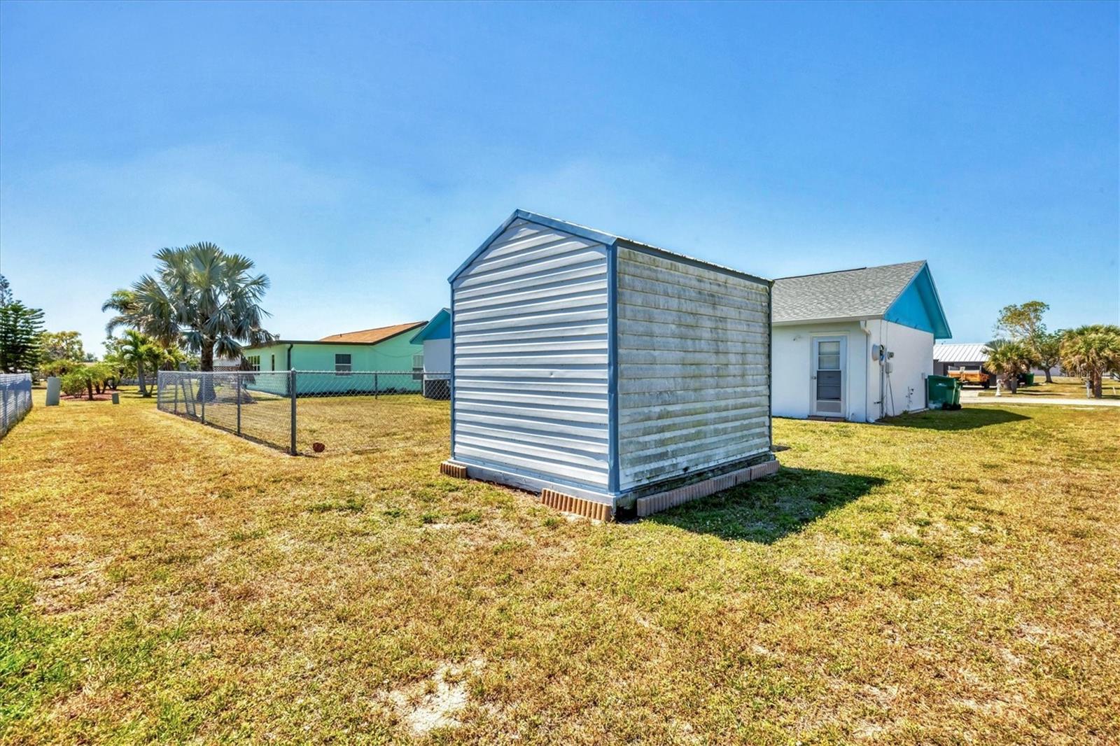 6392 COLISEUM BLVD, PORT CHARLOTTE, FL, 33981