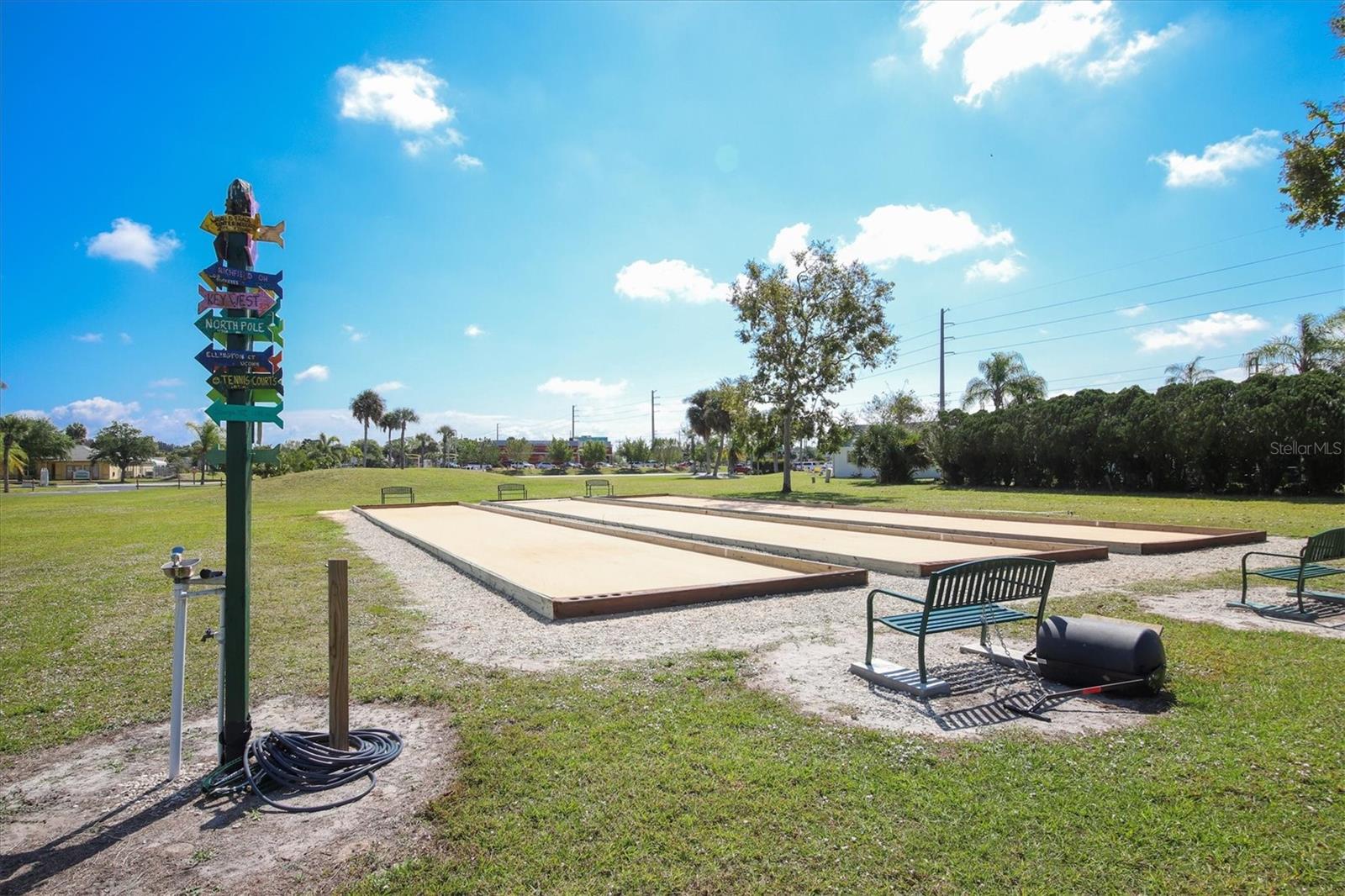 6392 COLISEUM BLVD, PORT CHARLOTTE, FL, 33981