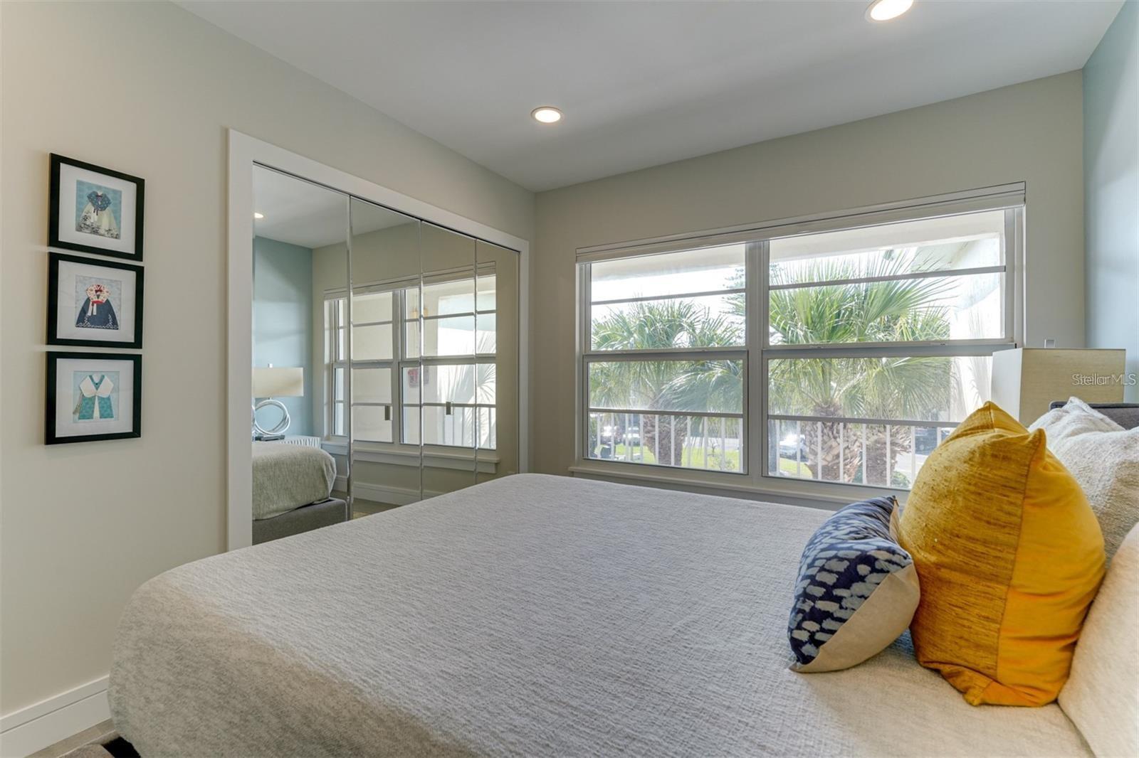 4420 EXETER DR #302, LONGBOAT KEY, FL, 34228