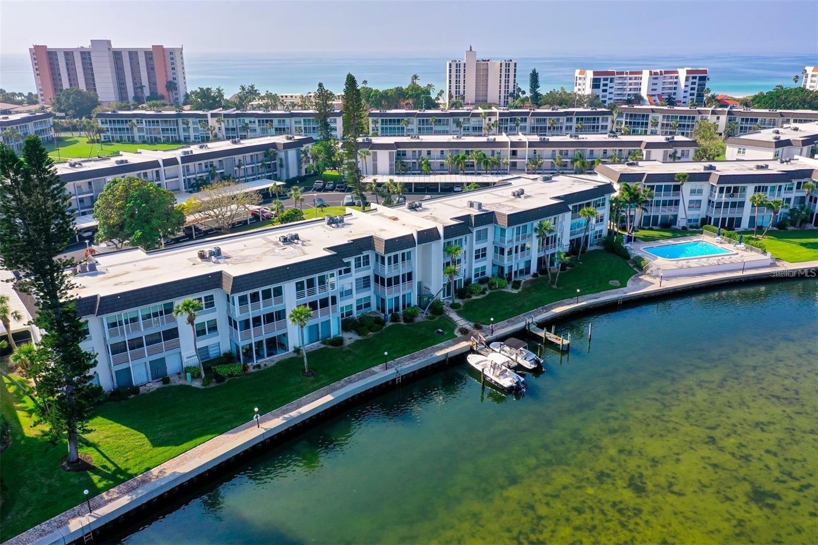 4420 EXETER DR #302, LONGBOAT KEY, FL, 34228