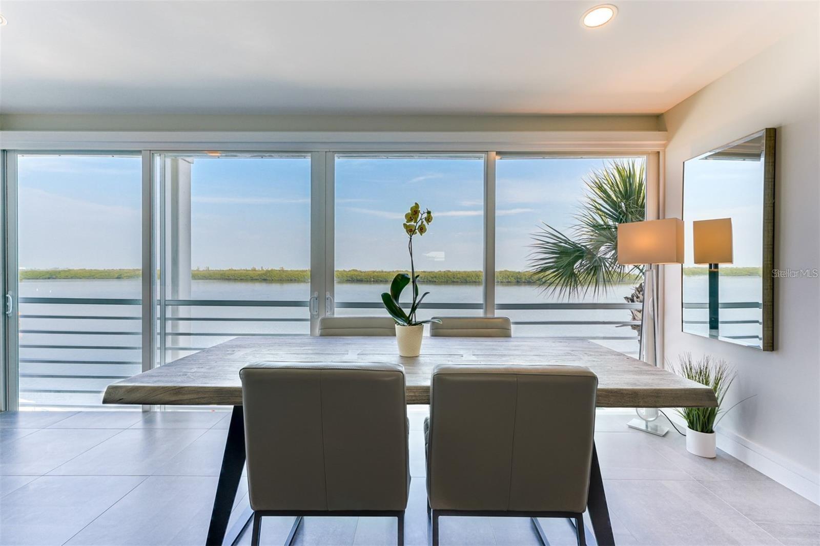 4420 EXETER DR #302, LONGBOAT KEY, FL, 34228
