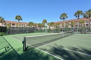 4420 EXETER DR #302, LONGBOAT KEY, FL, 34228