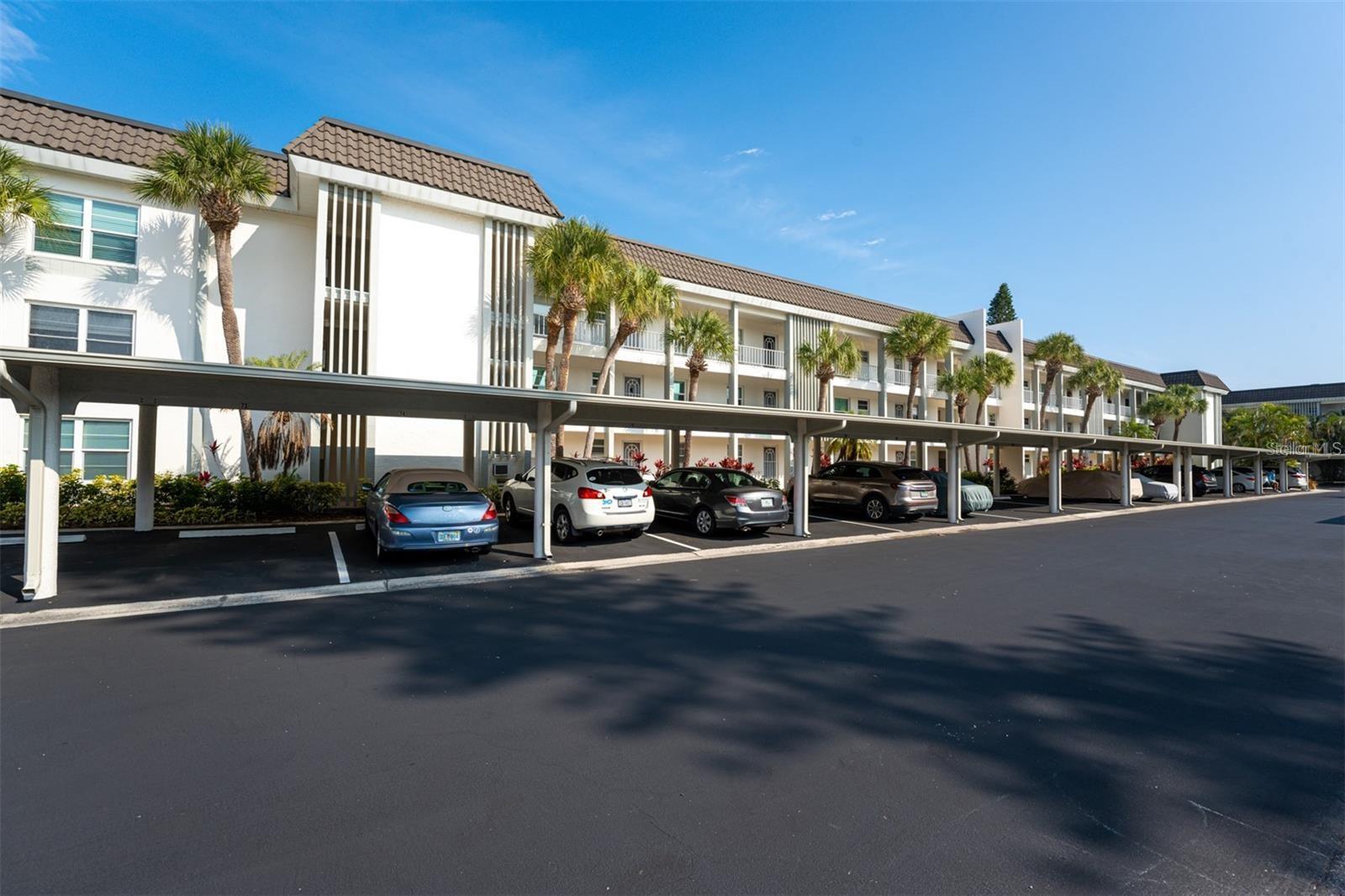 4420 EXETER DR #302, LONGBOAT KEY, FL, 34228