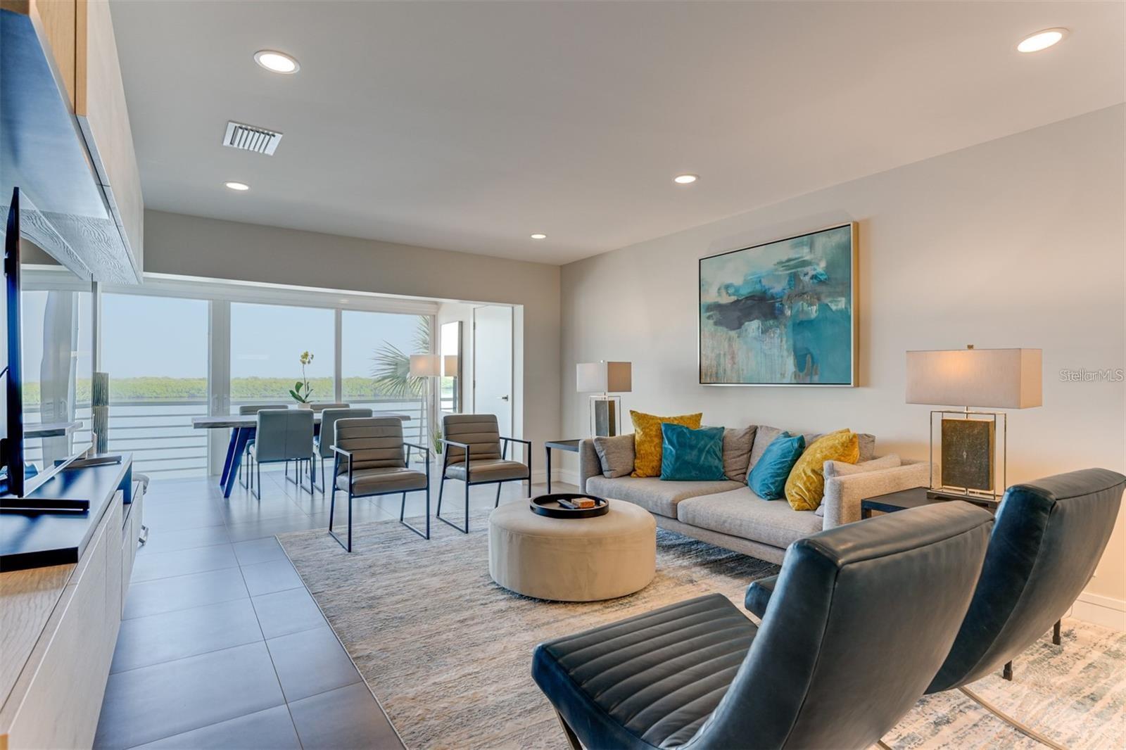 4420 EXETER DR #302, LONGBOAT KEY, FL, 34228