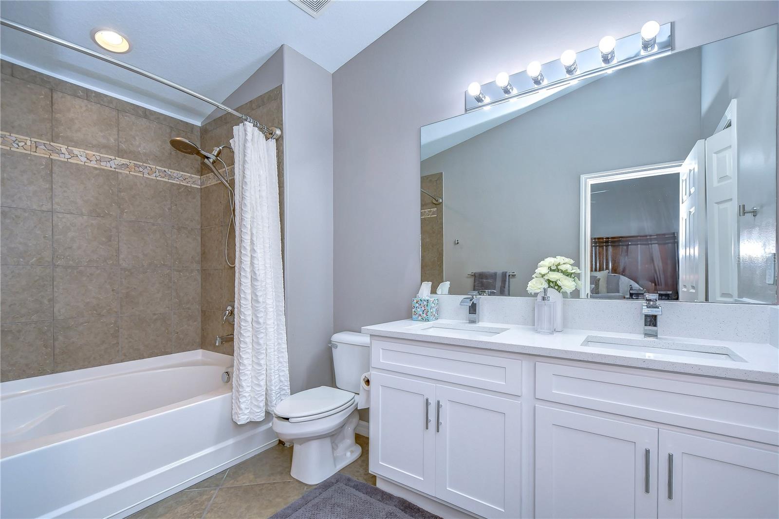 12646 CARLBY CIR, TAMPA, FL, 33626