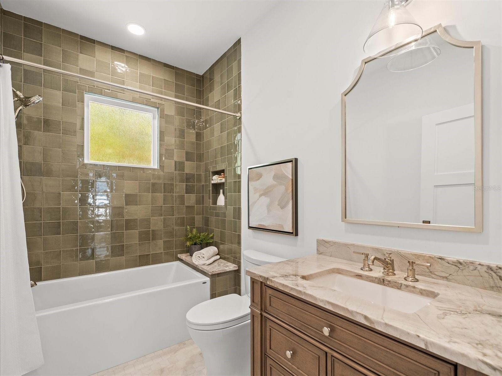 803 S PACKWOOD AVE, TAMPA, FL, 33606