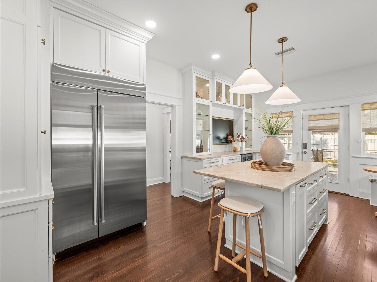 803 S PACKWOOD AVE, TAMPA, FL, 33606