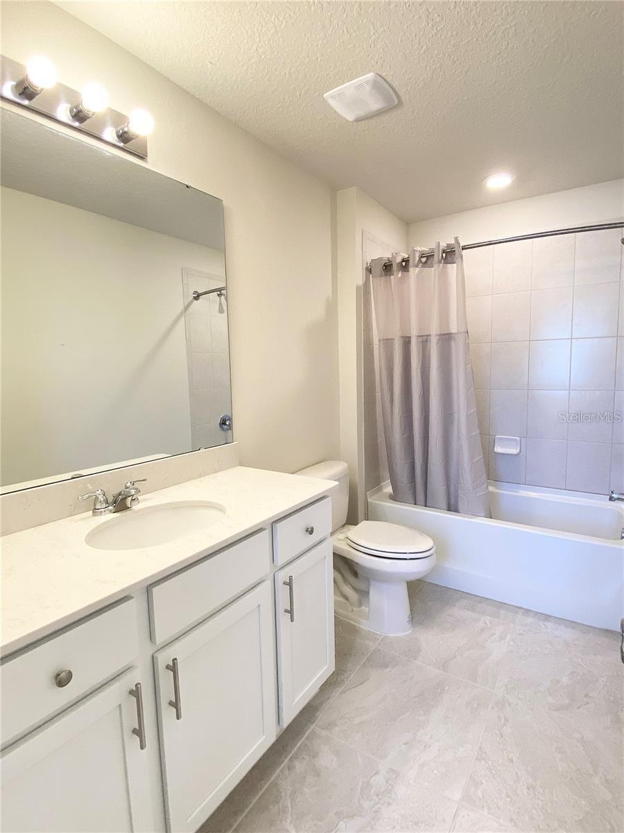 5256 ROYAL POINT AVE, KISSIMMEE, FL, 34746