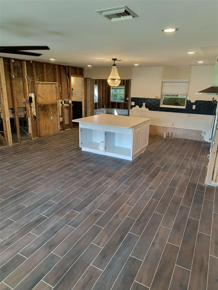 4210 CARSON ST NE, ST PETERSBURG, FL, 33703