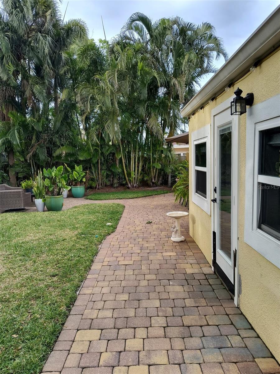 4210 CARSON ST NE, ST PETERSBURG, FL, 33703