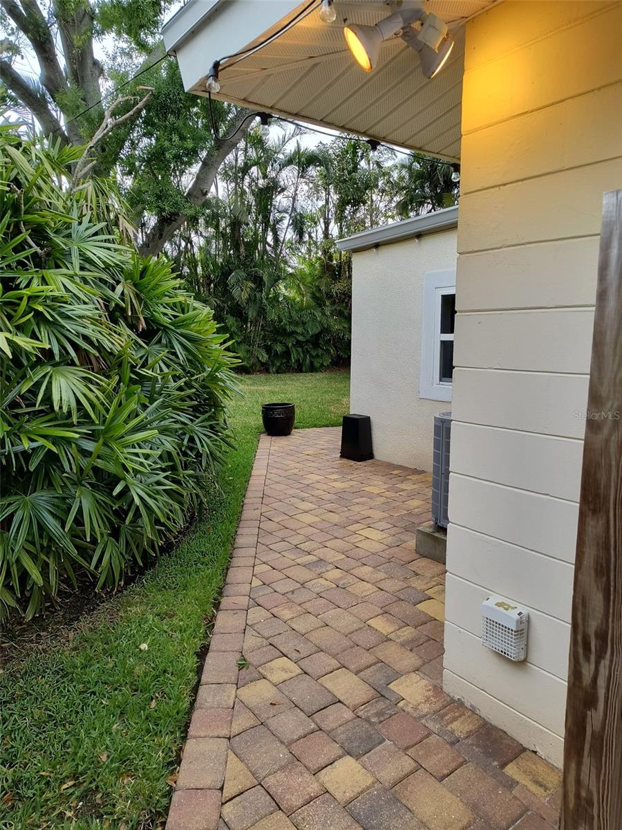 4210 CARSON ST NE, ST PETERSBURG, FL, 33703