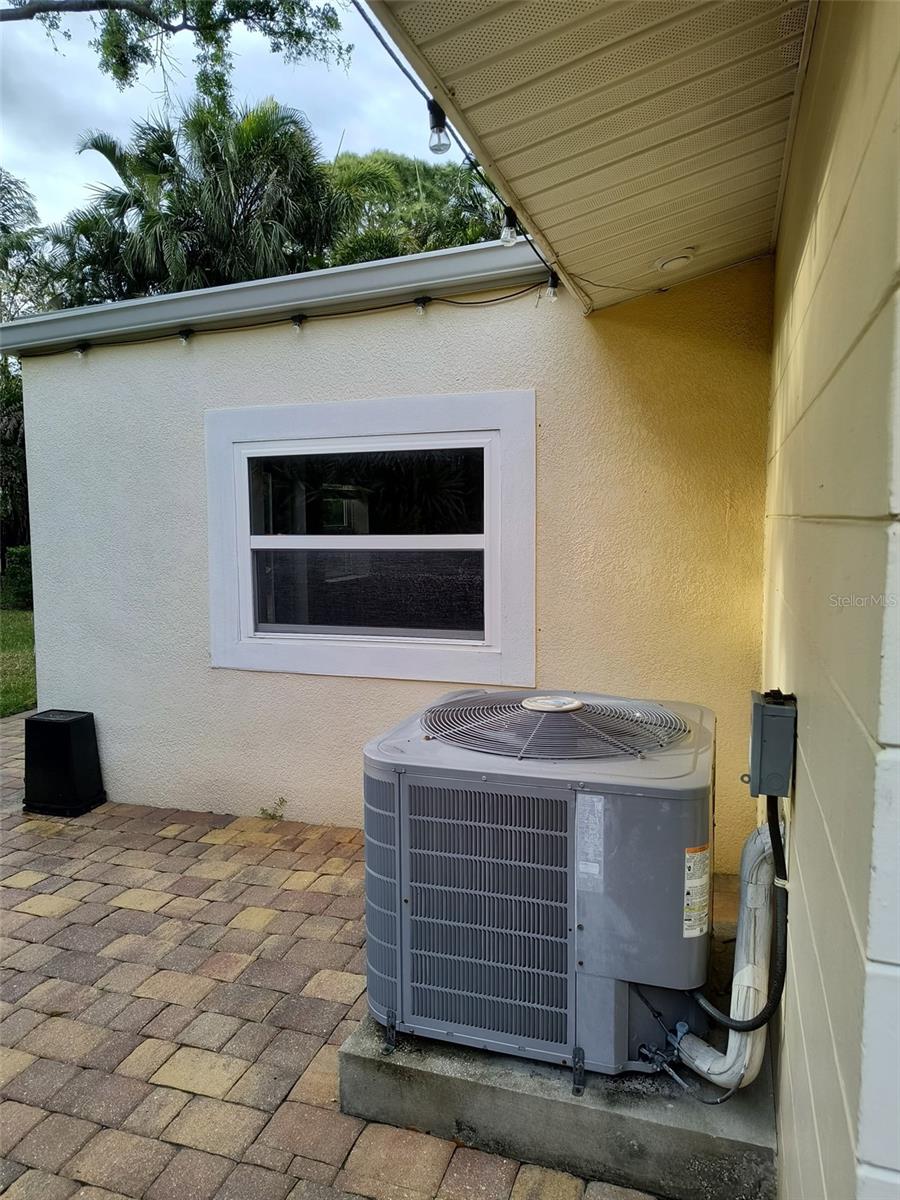 4210 CARSON ST NE, ST PETERSBURG, FL, 33703