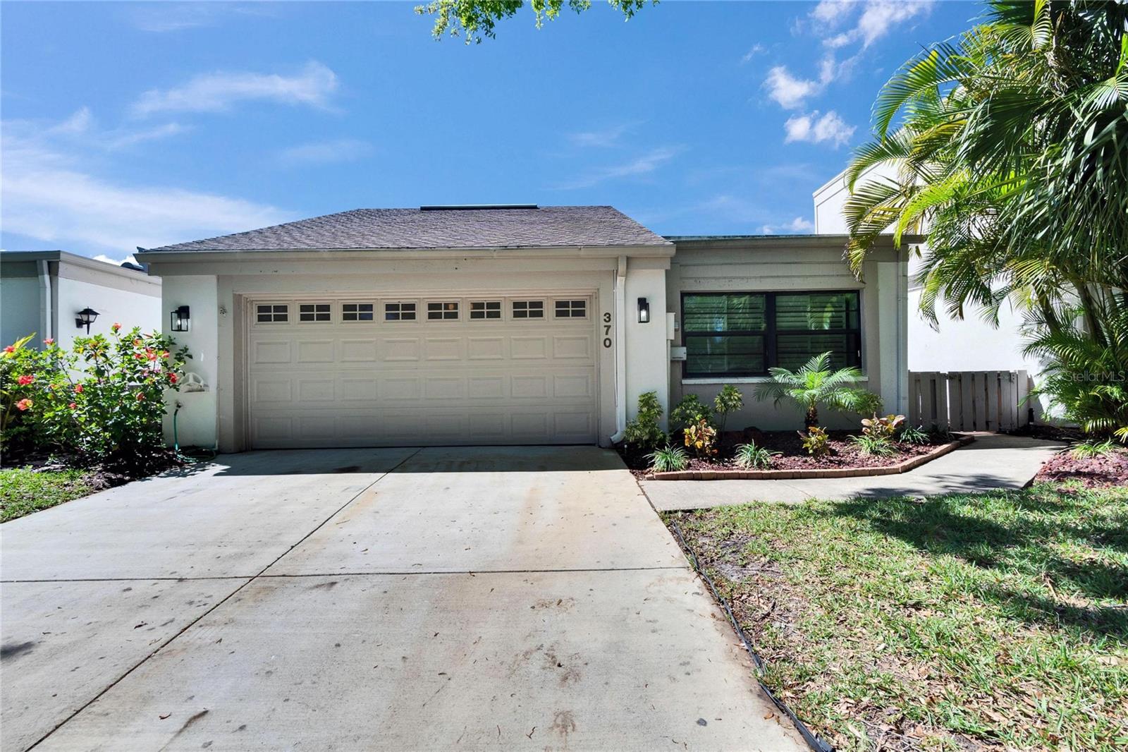 370 S WOODLANDS DR, OLDSMAR, FL, 34677