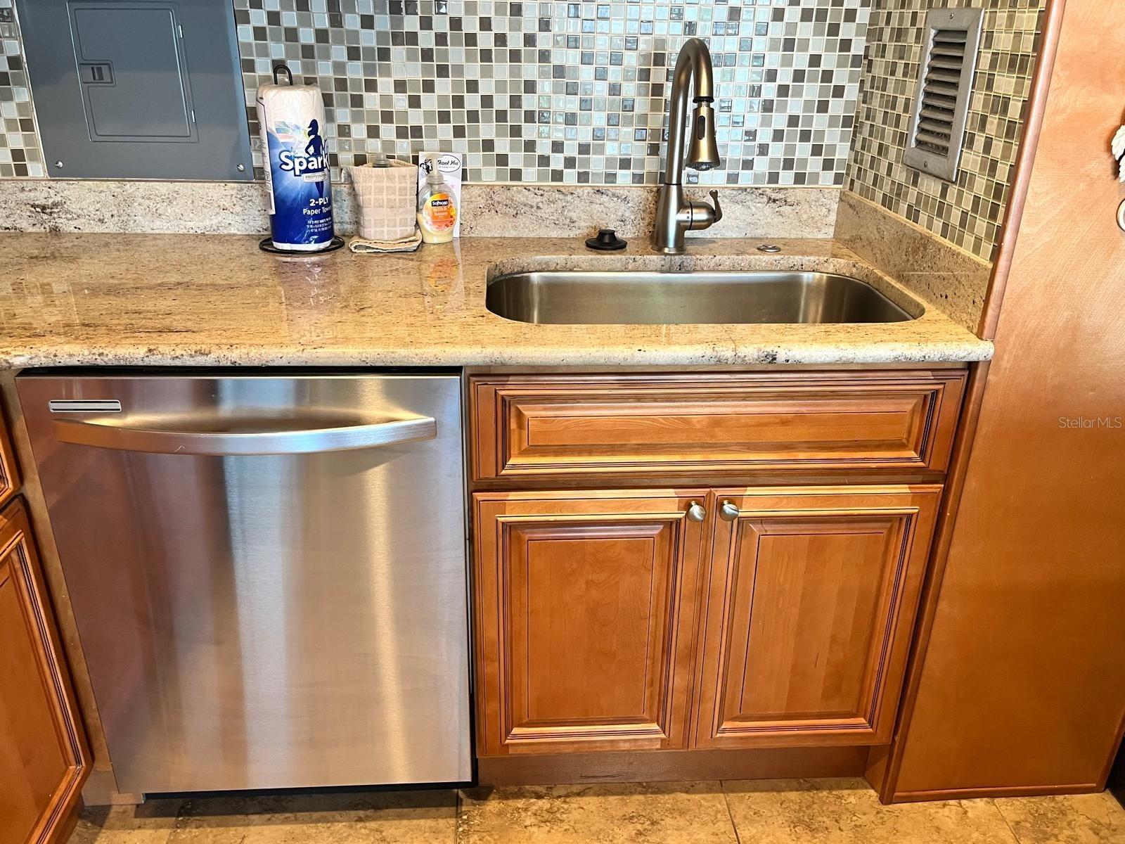 880 MANDALAY AVE #N802, CLEARWATER BEACH, FL, 33767