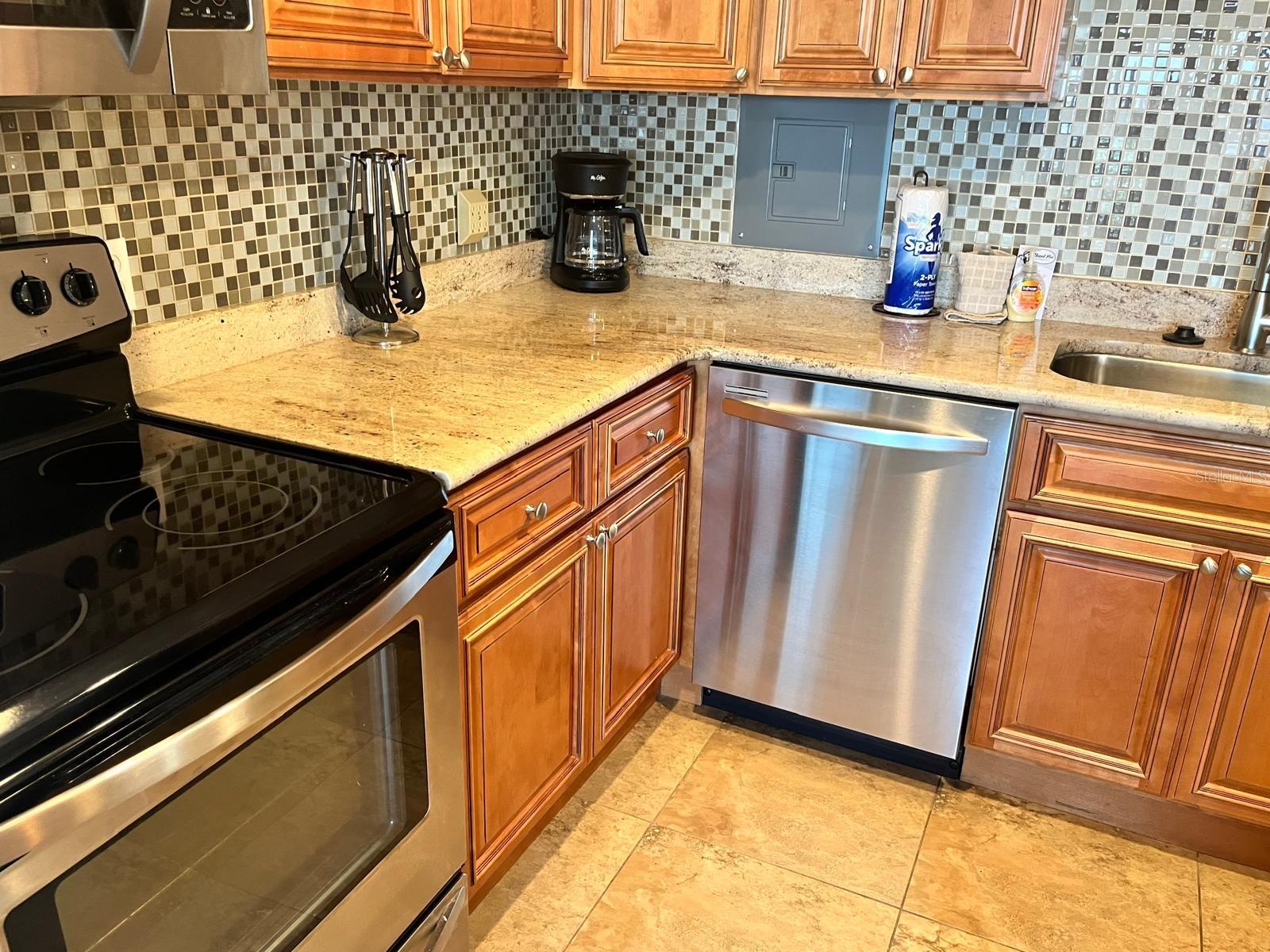 880 MANDALAY AVE #N802, CLEARWATER BEACH, FL, 33767