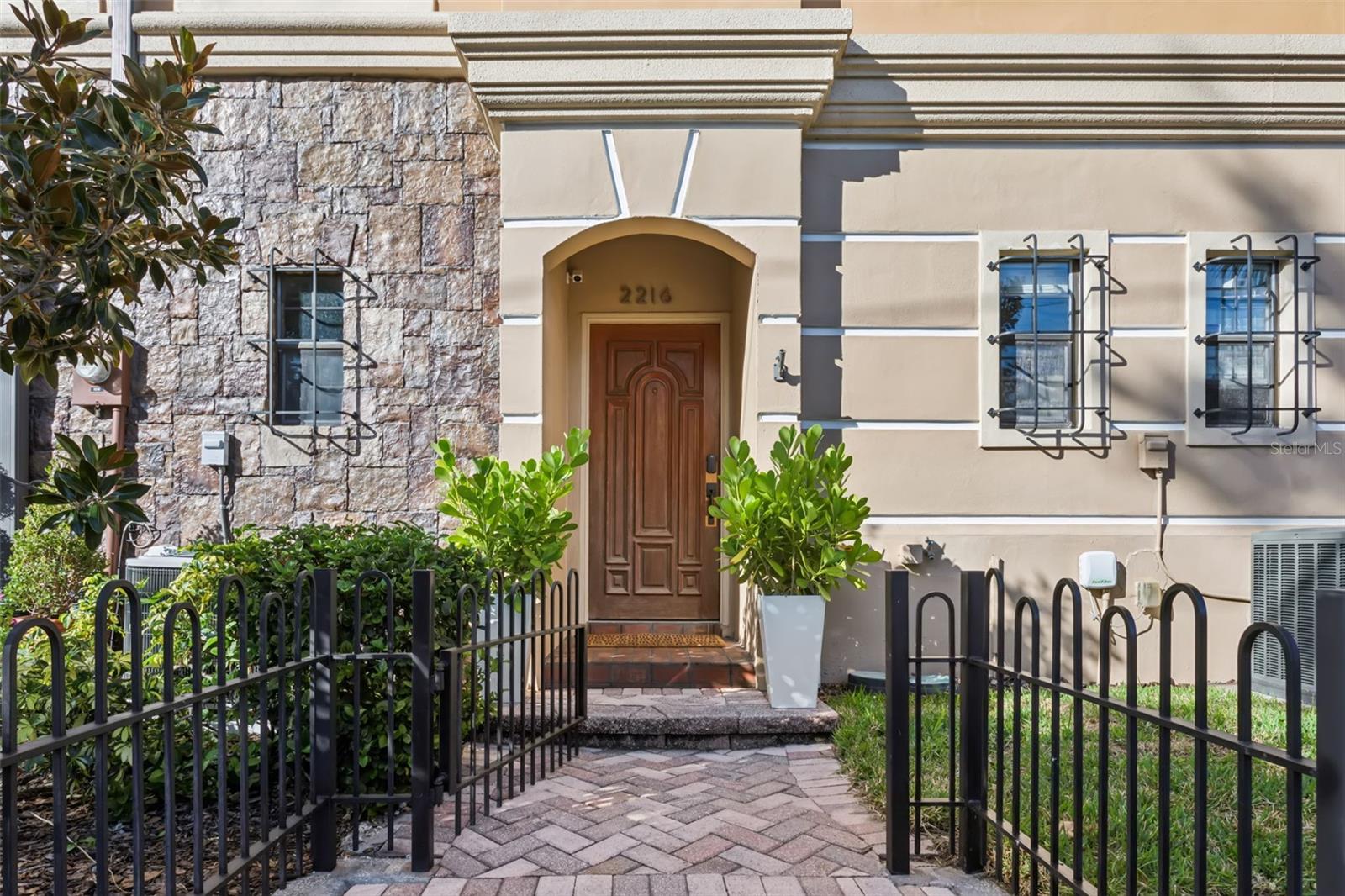 2216 SOHO BAY CT, TAMPA, FL, 33606