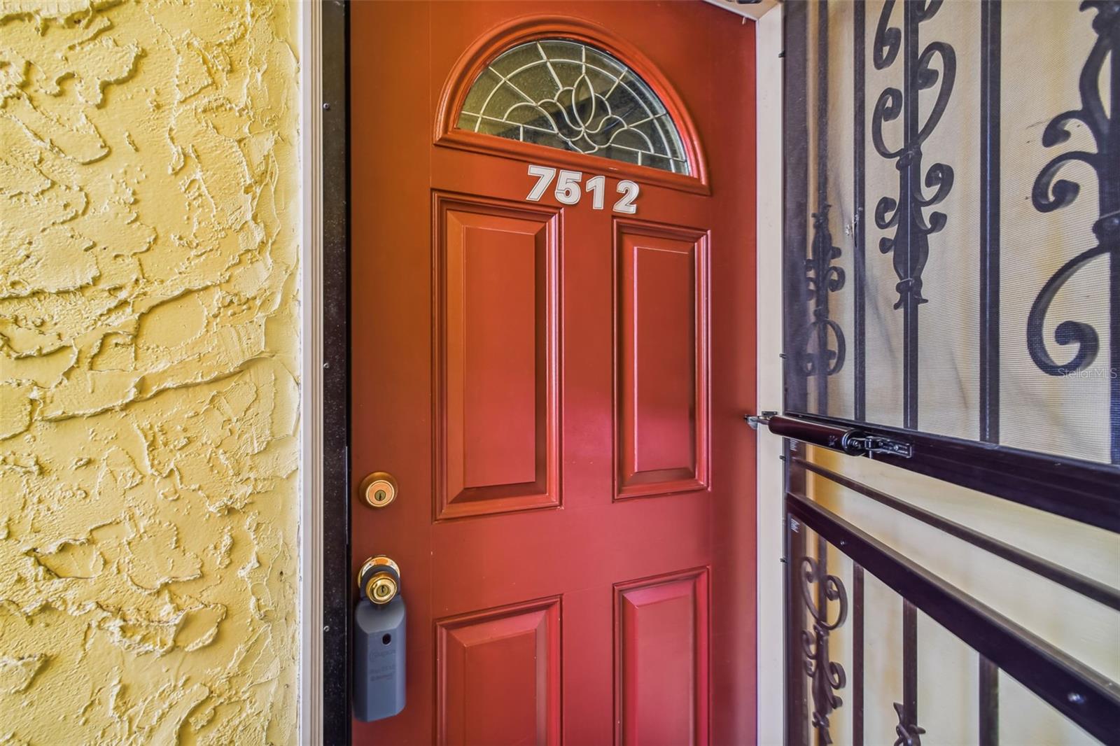 7512 DOLONITA DR #7512, TAMPA, FL, 33615