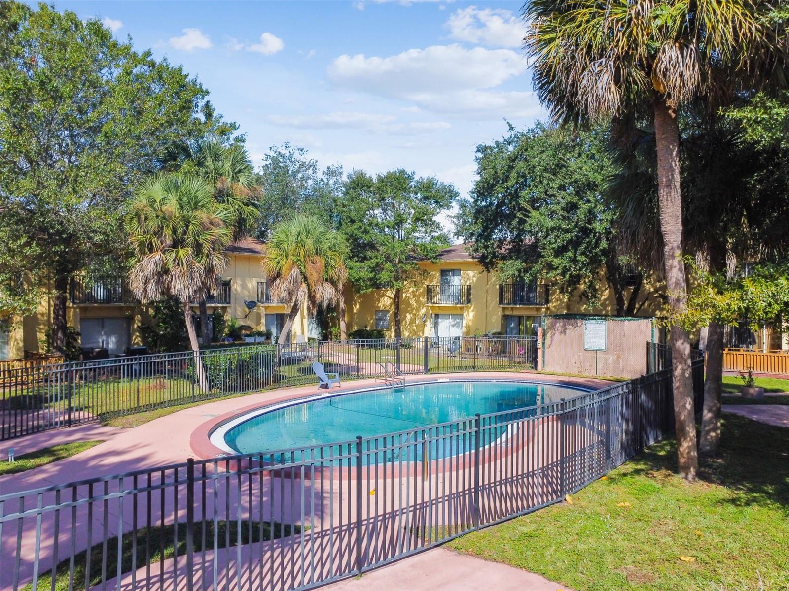 7512 DOLONITA DR #7512, TAMPA, FL, 33615