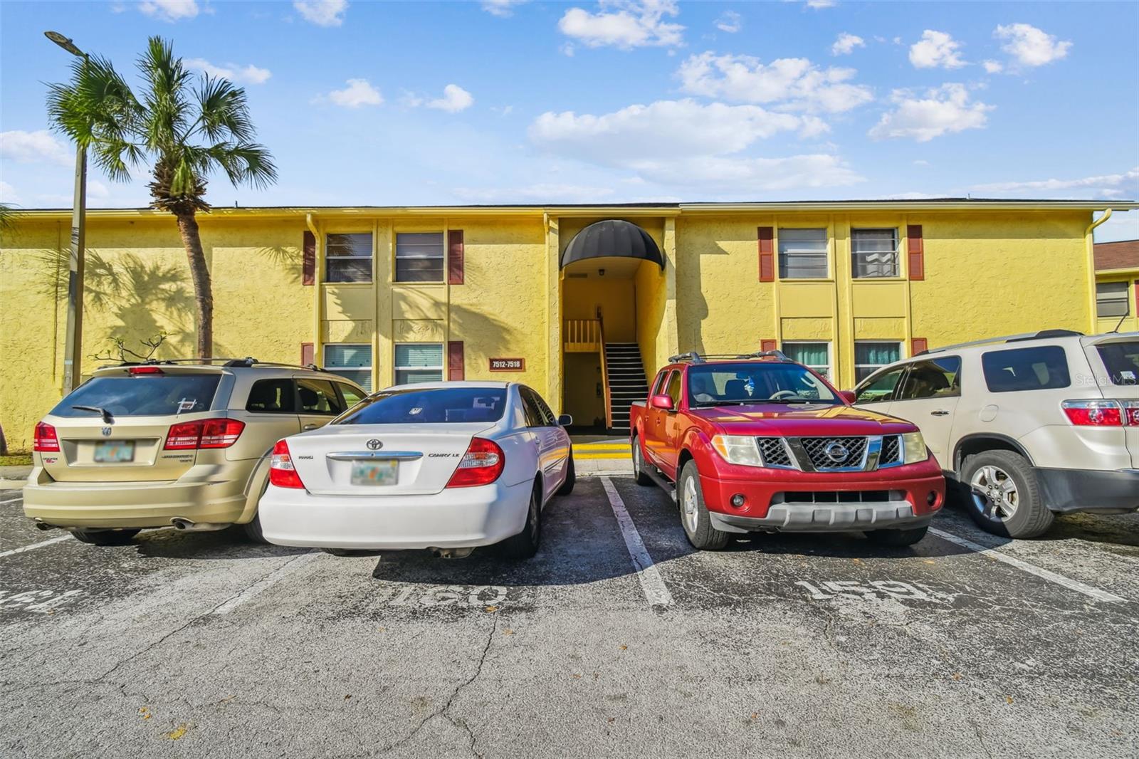 7512 DOLONITA DR #7512, TAMPA, FL, 33615