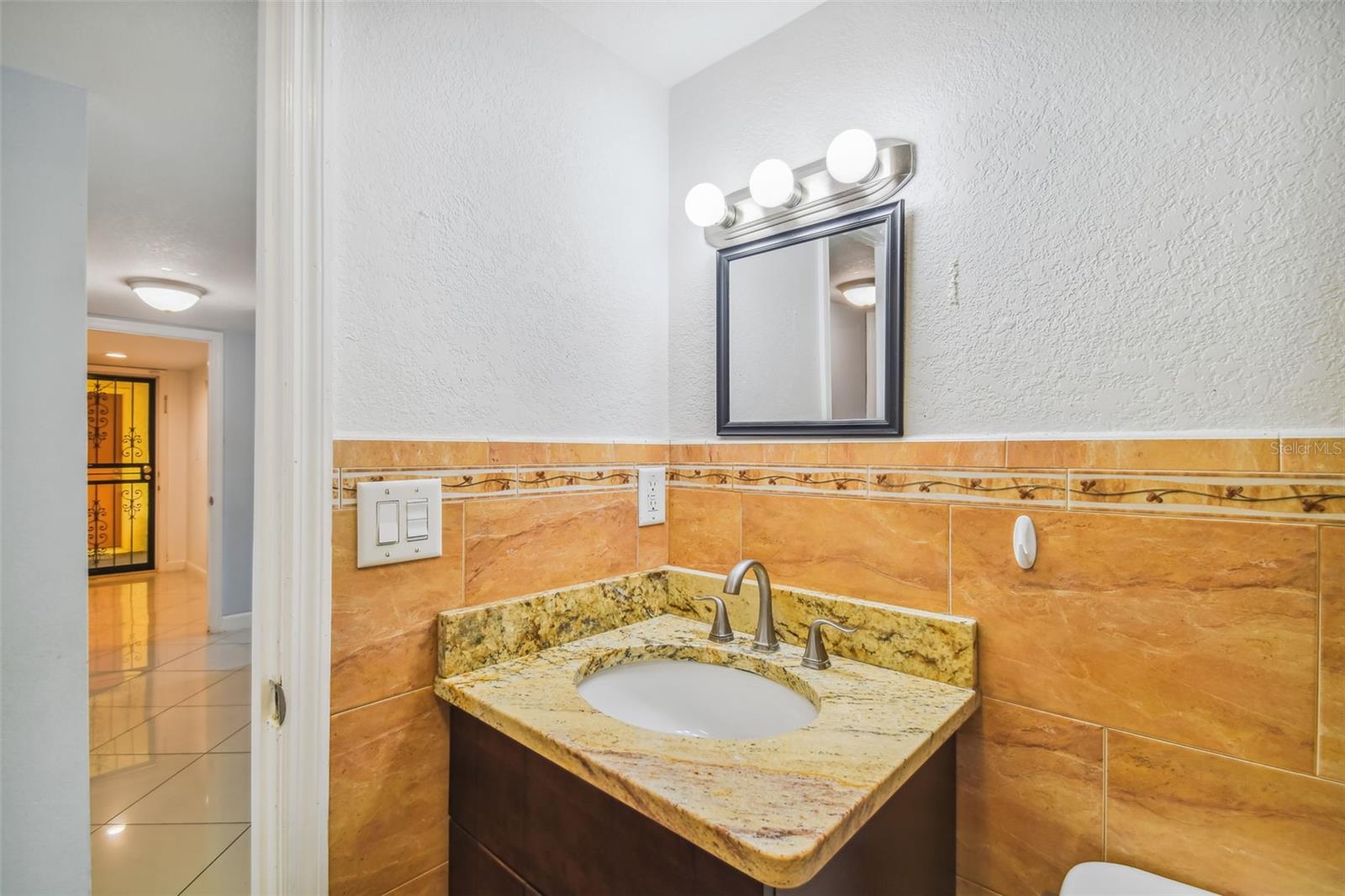 7512 DOLONITA DR #7512, TAMPA, FL, 33615