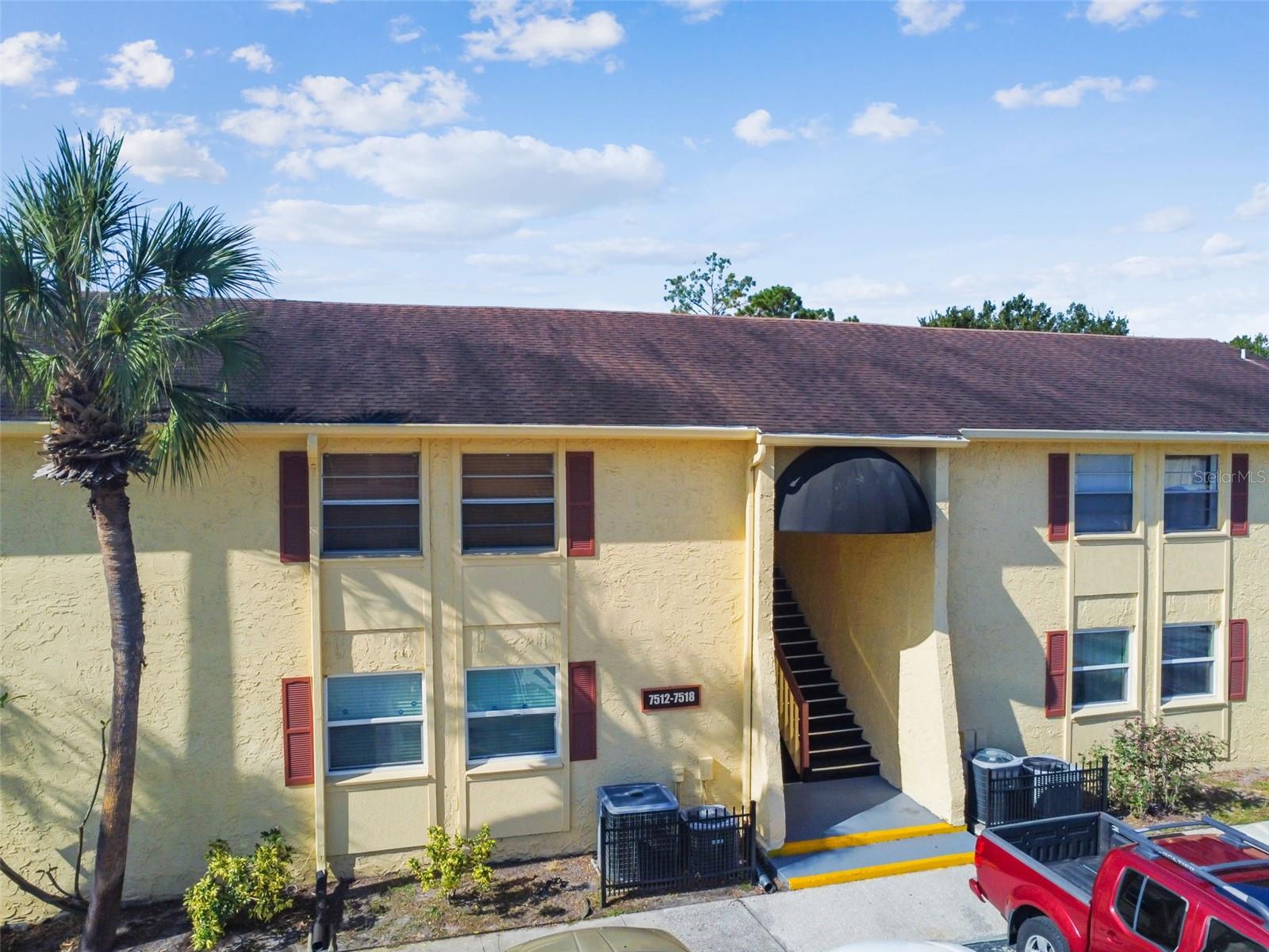 7512 DOLONITA DR #7512, TAMPA, FL, 33615