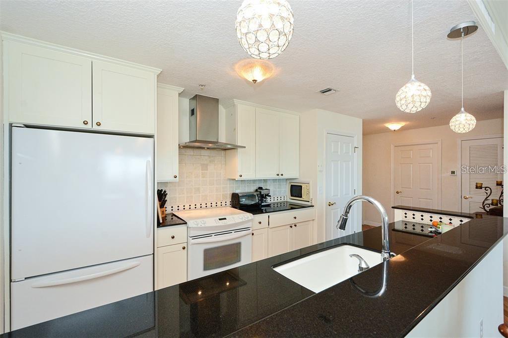 750 N TAMIAMI TRL #1609, SARASOTA, FL, 34236
