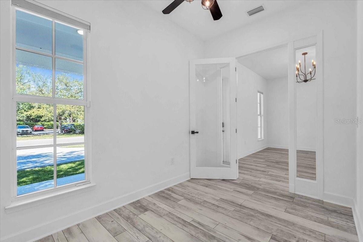 3925 BELL AVE, SARASOTA, FL, 34231