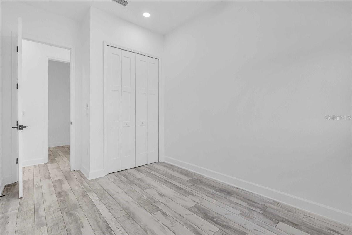 3925 BELL AVE, SARASOTA, FL, 34231