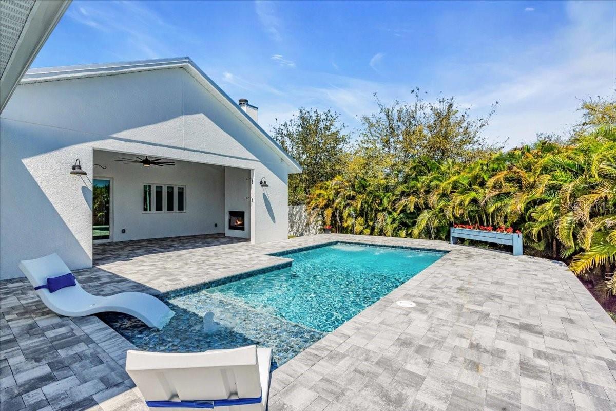3925 BELL AVE, SARASOTA, FL, 34231