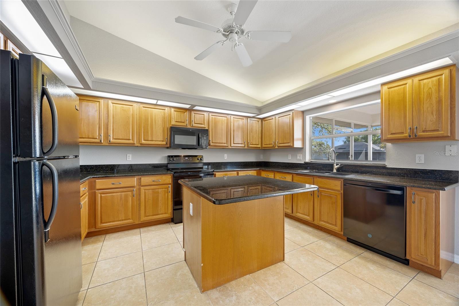 25373 DEEP CREEK BLVD, PUNTA GORDA, FL, 33983