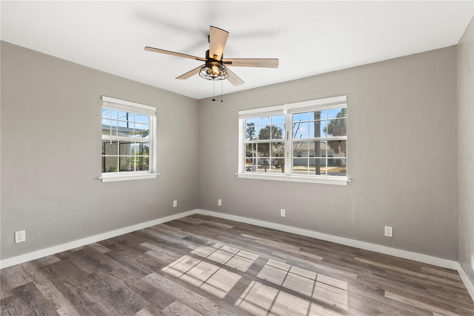 2711 DACH AVE, DAYTONA BEACH SHORES, FL, 32118
