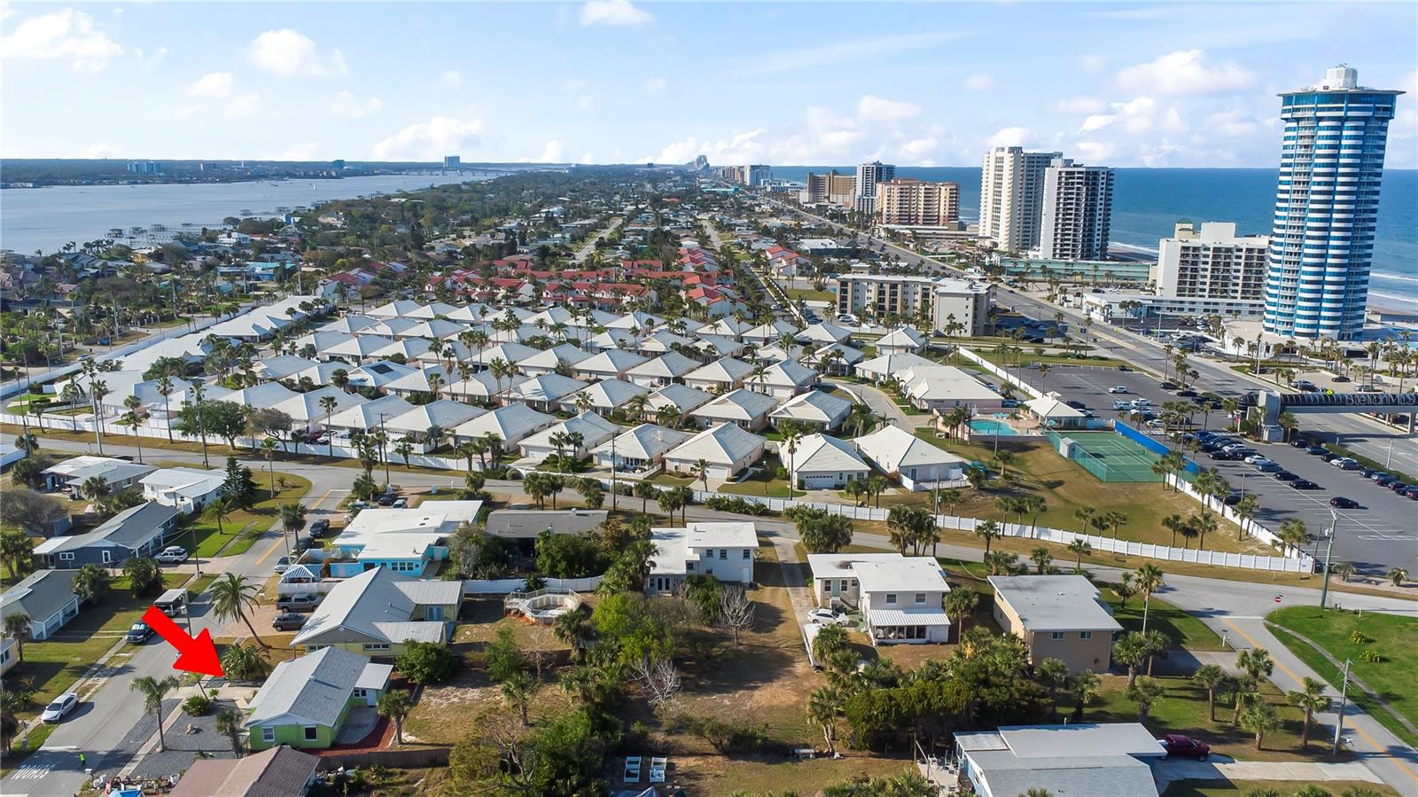 2711 DACH AVE, DAYTONA BEACH SHORES, FL, 32118