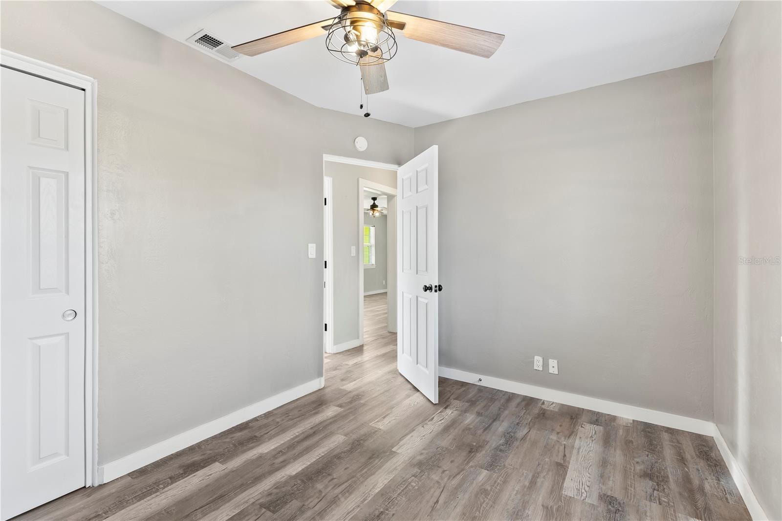 2711 DACH AVE, DAYTONA BEACH SHORES, FL, 32118