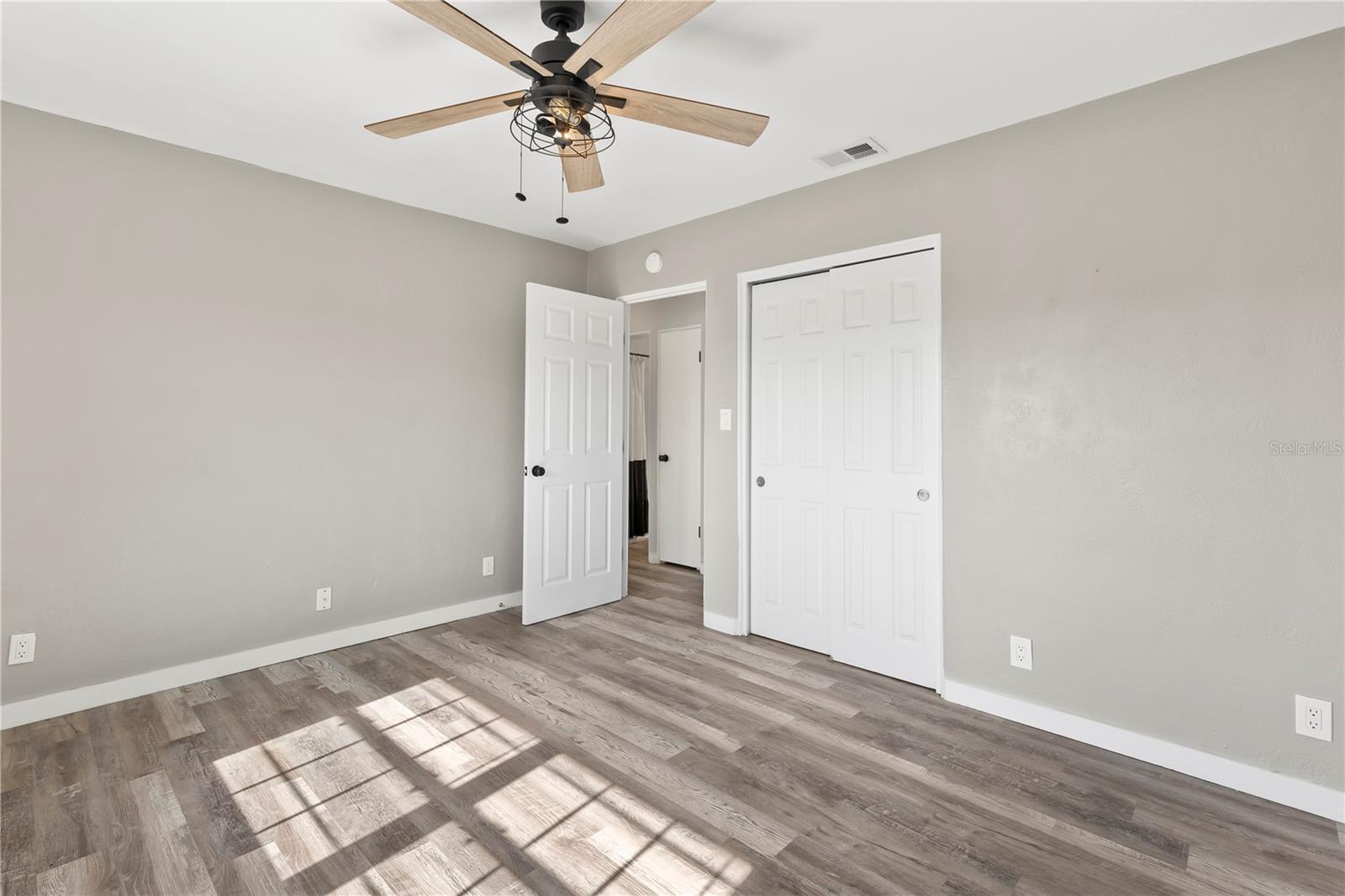 2711 DACH AVE, DAYTONA BEACH SHORES, FL, 32118