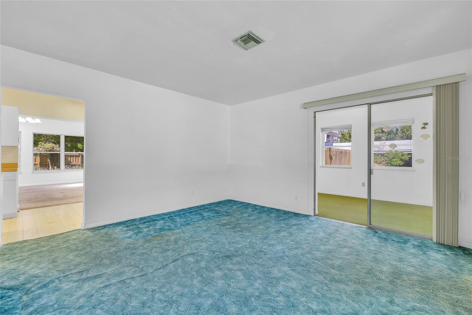 4227 PORPOISE DR SE, ST PETERSBURG, FL, 33705
