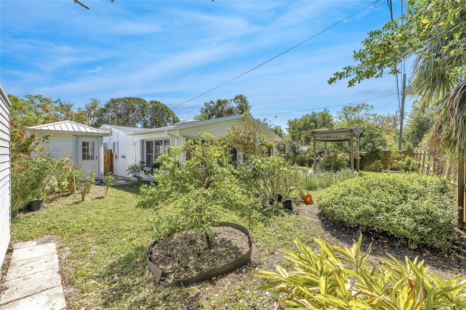4227 PORPOISE DR SE, ST PETERSBURG, FL, 33705