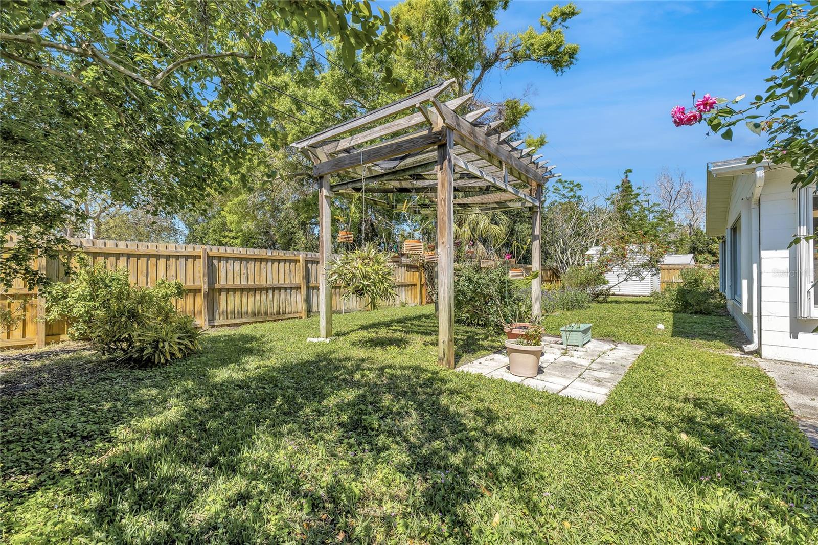 4227 PORPOISE DR SE, ST PETERSBURG, FL, 33705