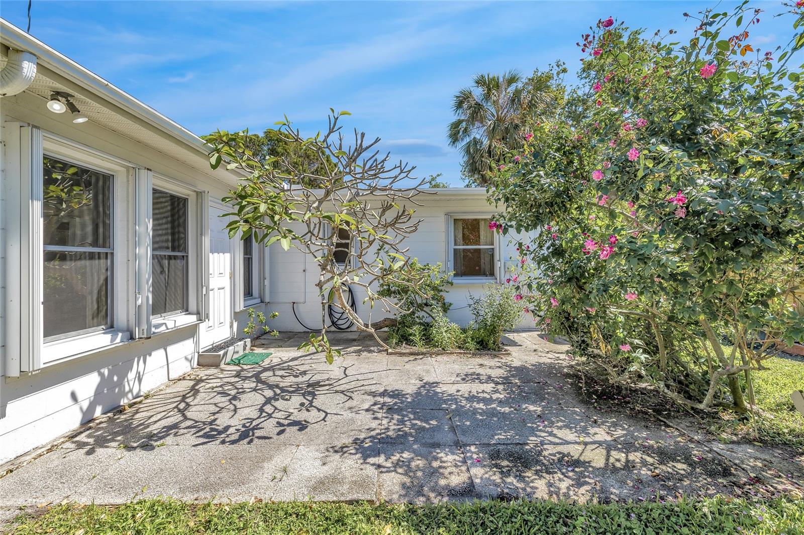4227 PORPOISE DR SE, ST PETERSBURG, FL, 33705