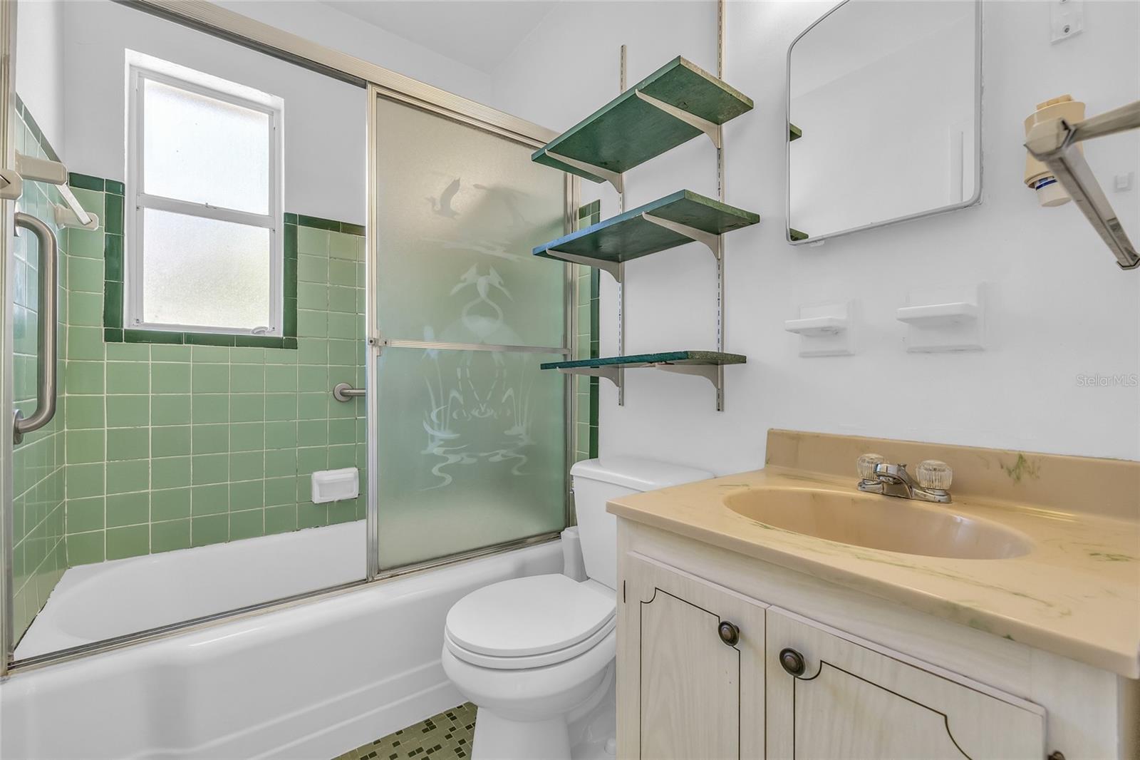 4227 PORPOISE DR SE, ST PETERSBURG, FL, 33705