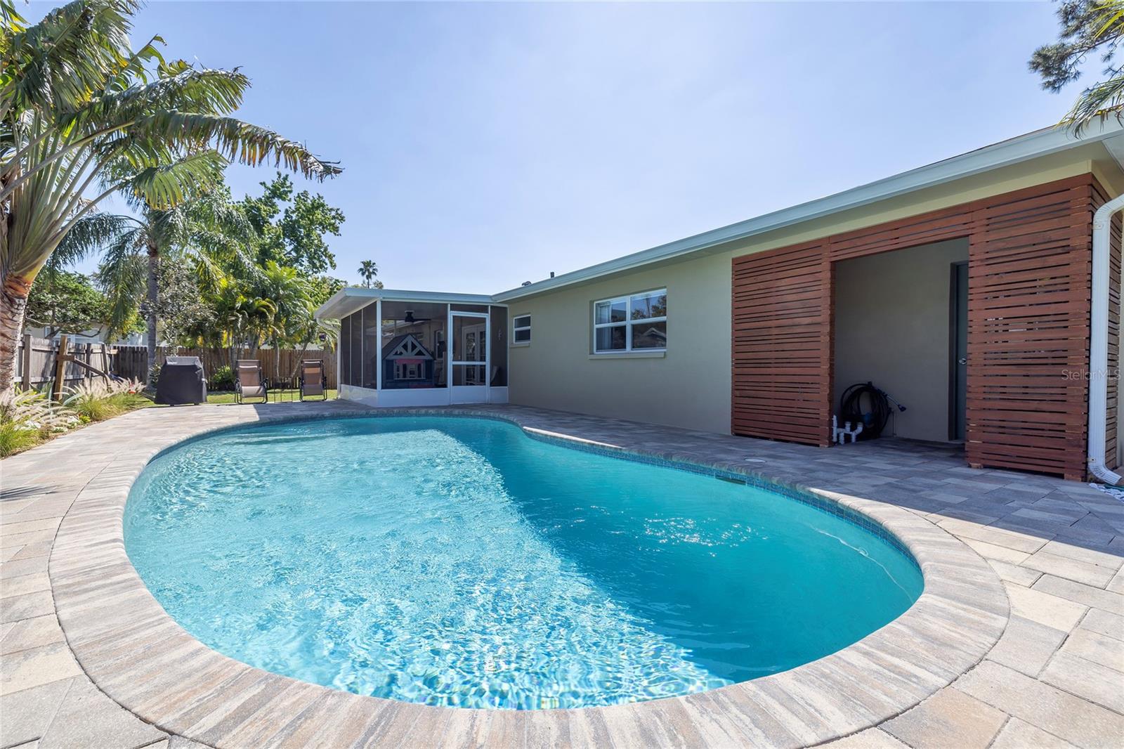 160 AVON DR, SAFETY HARBOR, FL, 34695