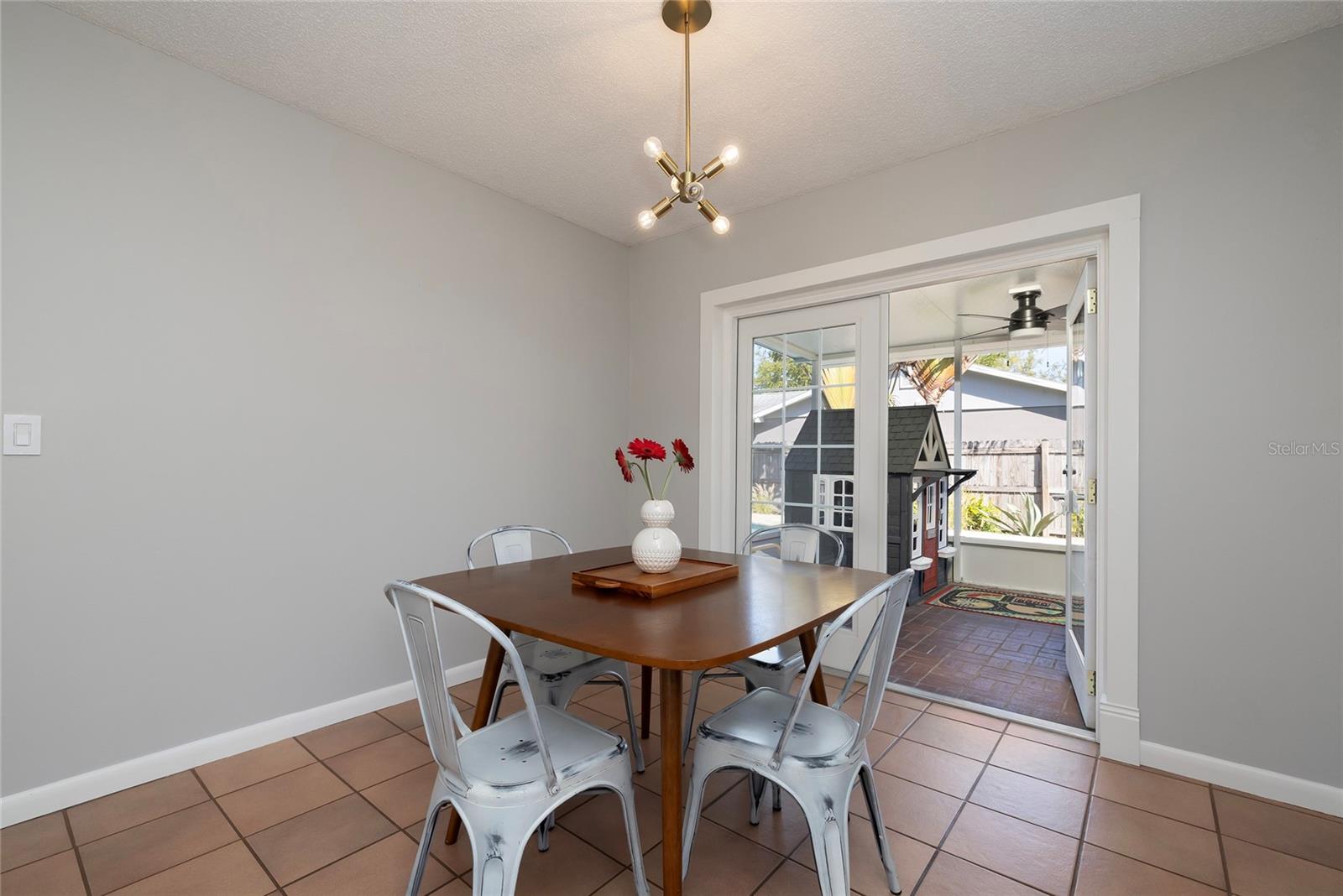 160 AVON DR, SAFETY HARBOR, FL, 34695
