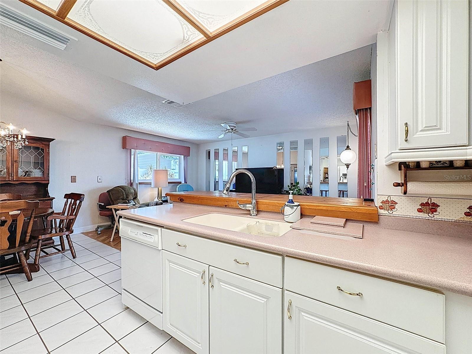 7215 121ST TER, LARGO, FL, 33773