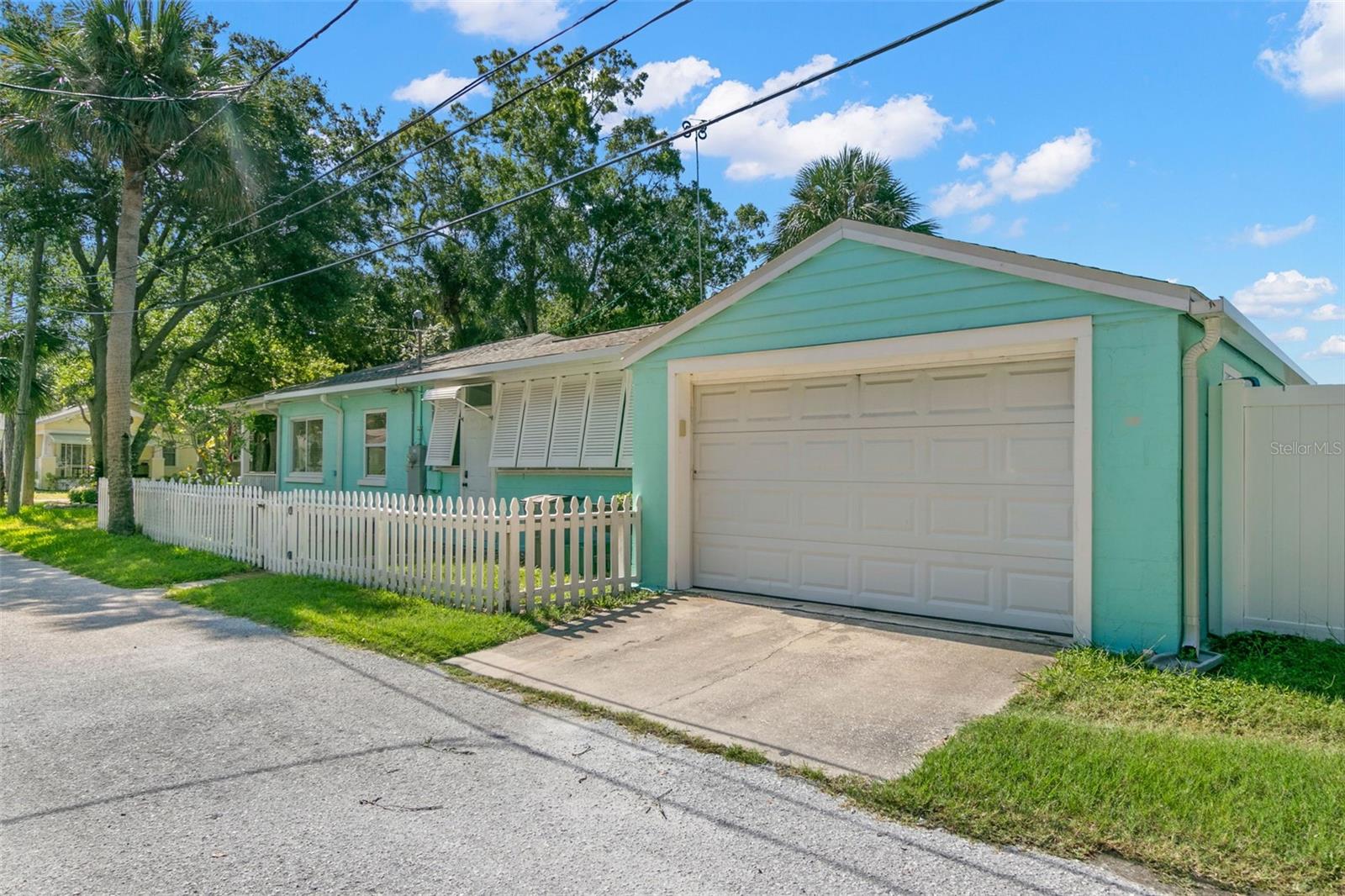 302 BANANA ST, TARPON SPRINGS, FL, 34689